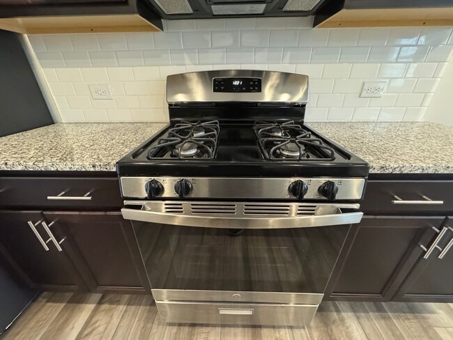 Building Photo - 1129 Lily Loch Wy