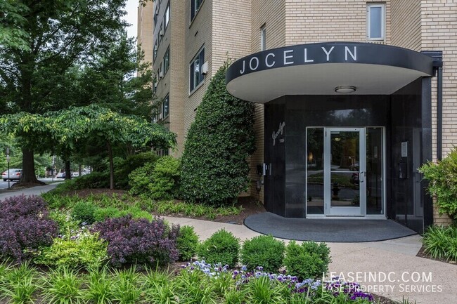 Building Photo - 5315 Connecticut Ave NW Unit #209