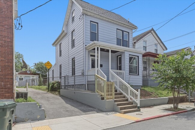 20 Summer St