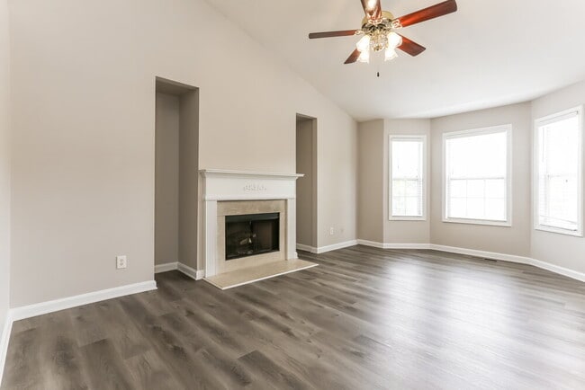 Photo - 7823 Cambridge Dr