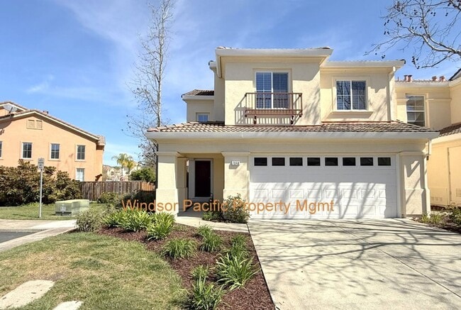 Photo - BEAUTIFUL BRIDGES END TOWNHSE, NEAR PARKS, GOLF COURSE, COYOTE CREEK ELEMENTARY !