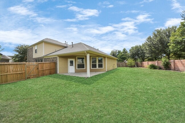 Building Photo - 19046 Sweet Springs Ln