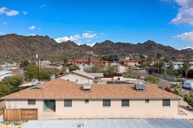 Photo - 1420 E Brown St