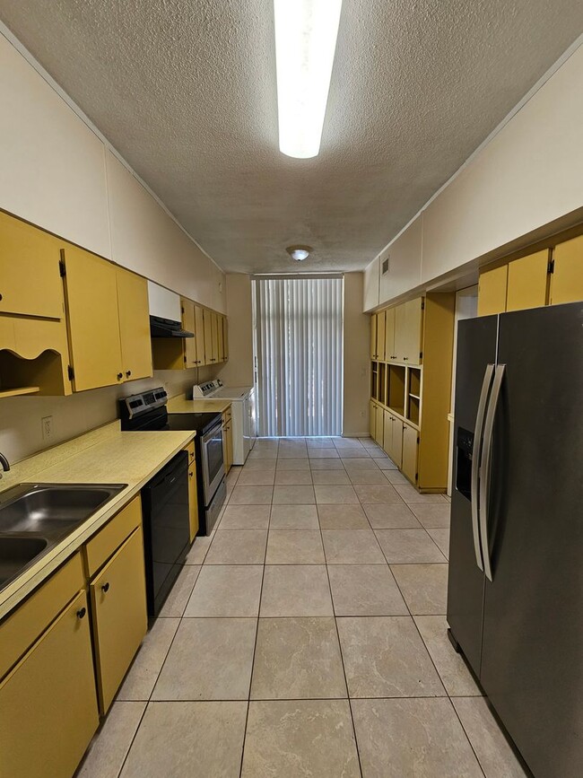 Photo - 6 Bedroom/3 Bath home in Black Acres
