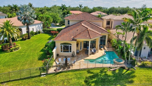 Photo - 17739 Lake Azure Way
