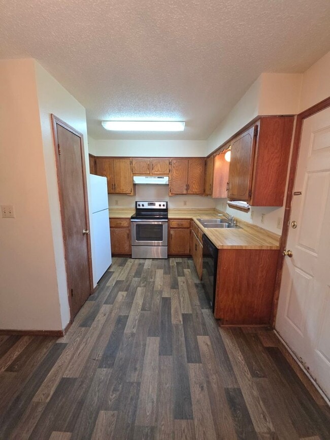 Photo - 1208 S Frankfort Ave Unit D