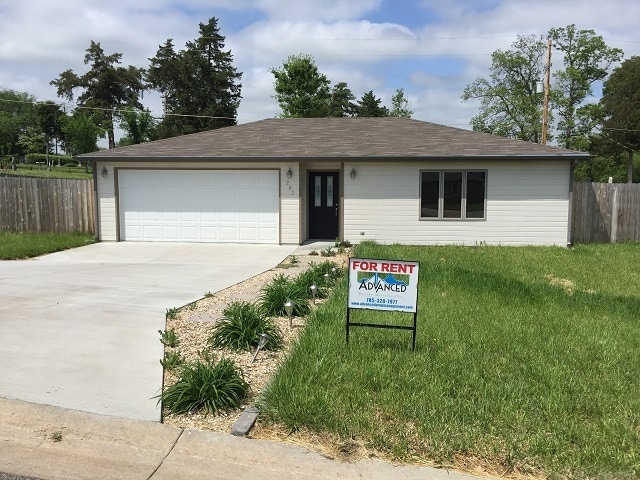 Building Photo - 3 bed 2 bath in Ogden Rental