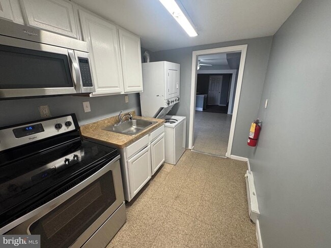 Photo - 5000 Litchfield Ave