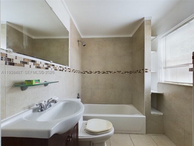 Photo - 616 SW 8th St