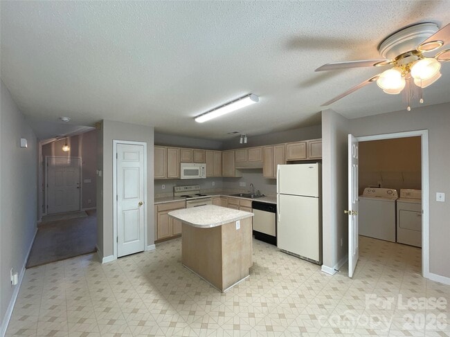 Photo - 1100 Franklin Thomas Pl