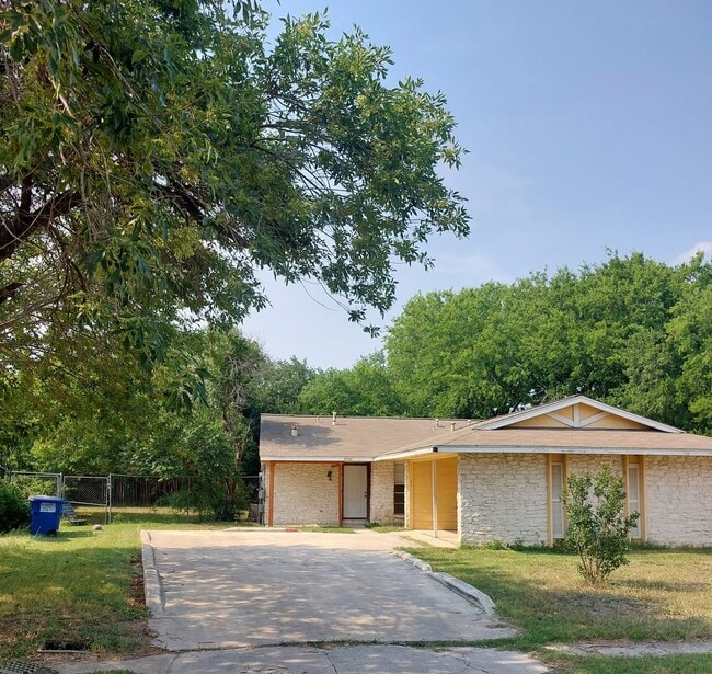 Building Photo - Alnwick Duplex #1 Unit Alnwick 5731 Rental