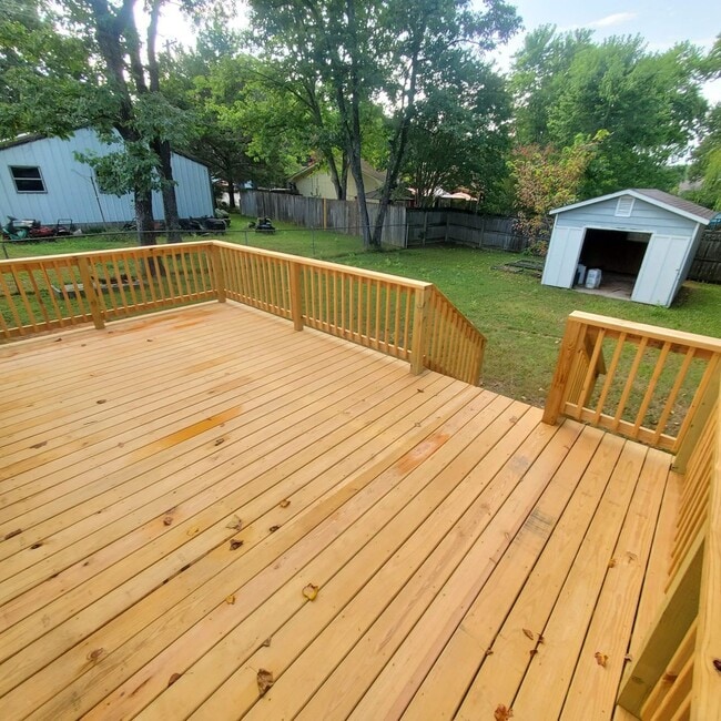 Photo - 702 Wildwood Ave