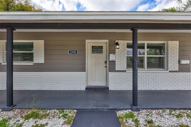 Photo - 3700 14th St N