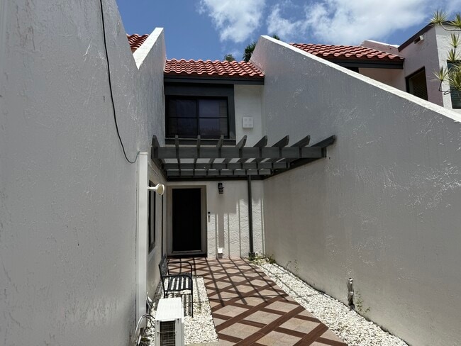 Photo - 16363 Fern Dr