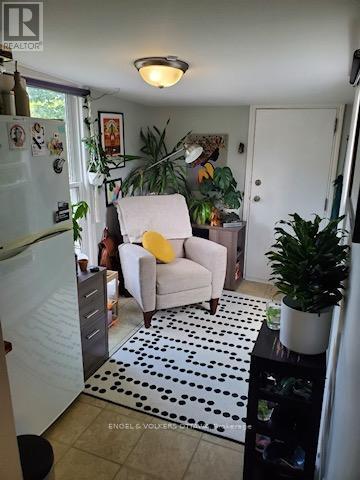 Photo - 491 McLeod St Unit 3