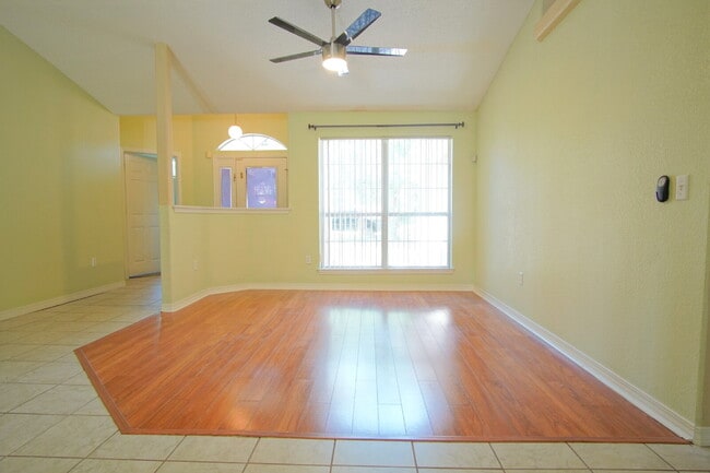 Photo - Milton Oak Meadows Home – Spacious 4 Bedro...