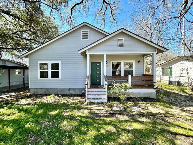 Charming 2-Bed, 2-Bath Home with Office & ... - Charming 2-Bed, 2-Bath Home with Office & ...