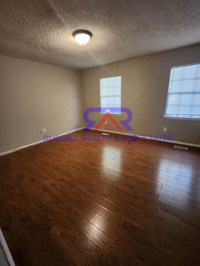 Photo - 1931 Springlake Ct