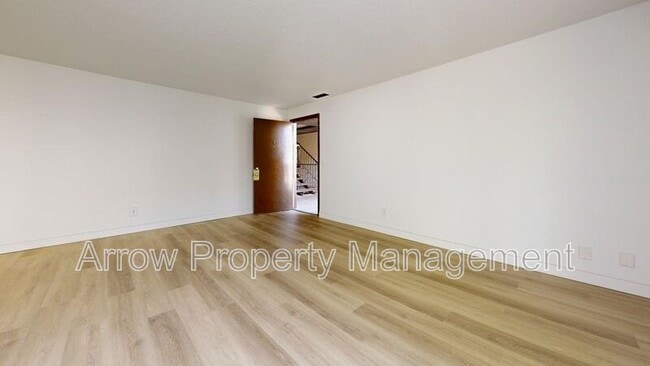 207 E Arbor Ave