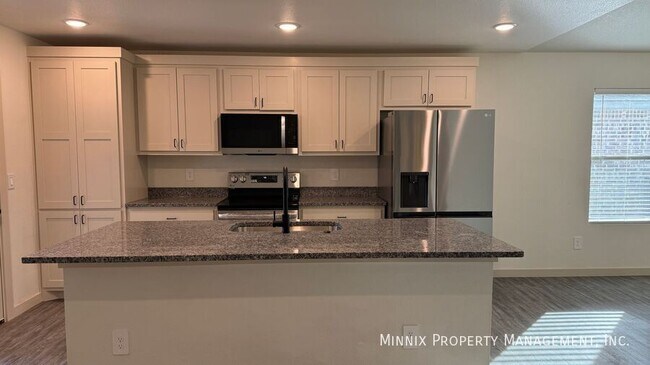 Photo - 7705 Date Ave