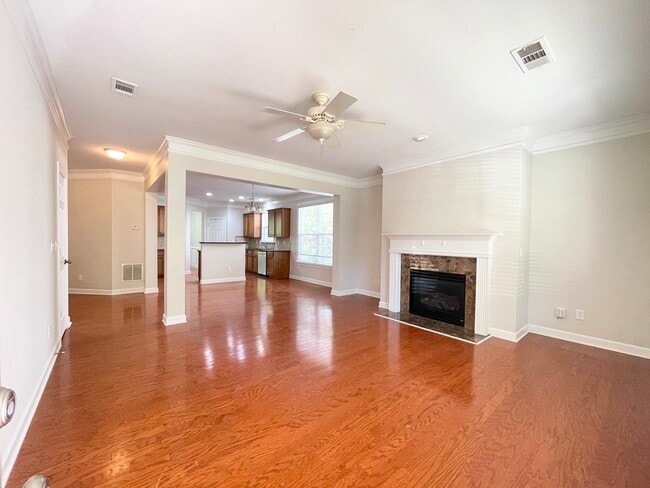 Photo - 2650 Royston Dr