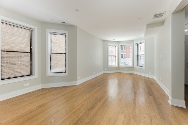 Photo - 3521 N Wilton Ave Apartments Unit 3525-1F