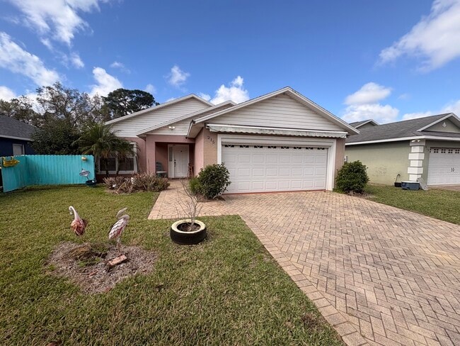 Building Photo - 215 West Blvd