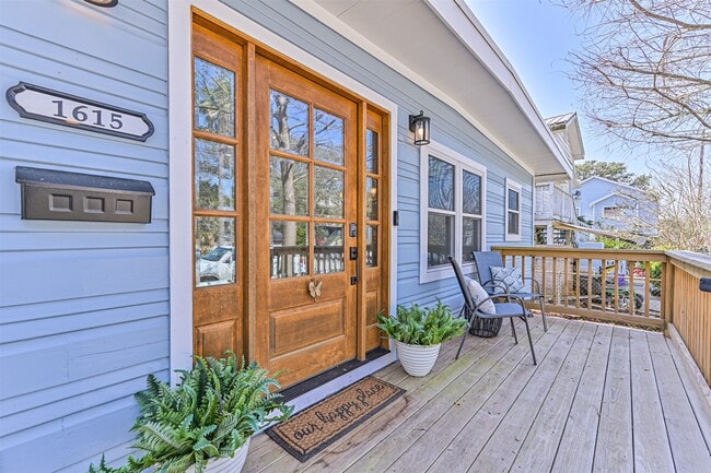 Photo - 1615 Avenue L