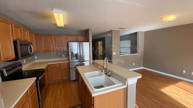 Photo - 13104 Lexington Summit St