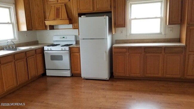 Photo - 702 Edmunds Ave