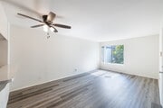 1BR, 1BA - 600SF - Living Room
