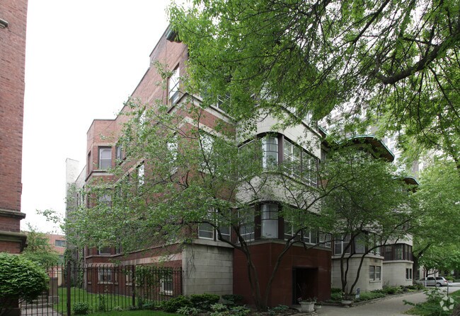 5337 S Hyde Park Blvd.