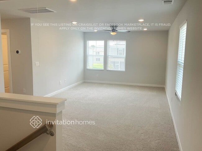 Photo - 810 Olde England Dr