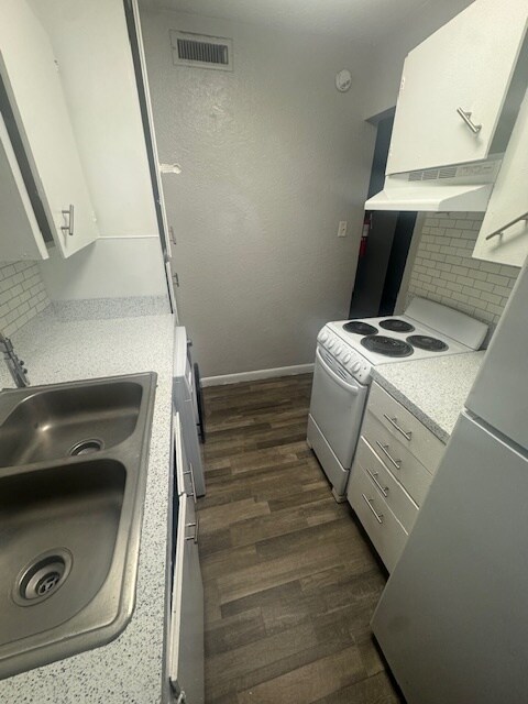 Photo - 5220 Weber Rd Unit C-203