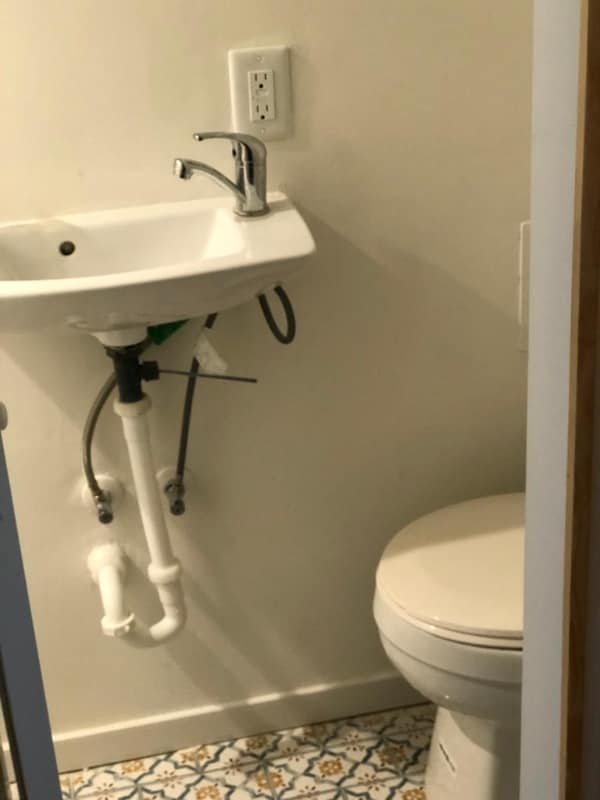 Photo - 24 th PERRY St