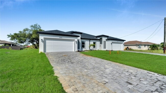 Photo - 2405-2407 Xelda Ave N Townhome