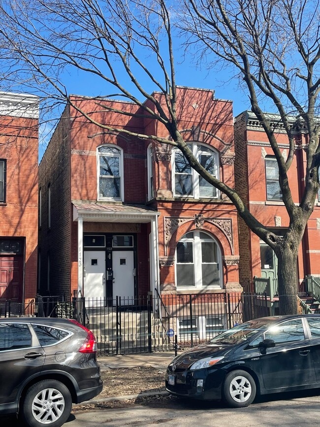 Photo - 1123 N Hoyne Ave Unit 1