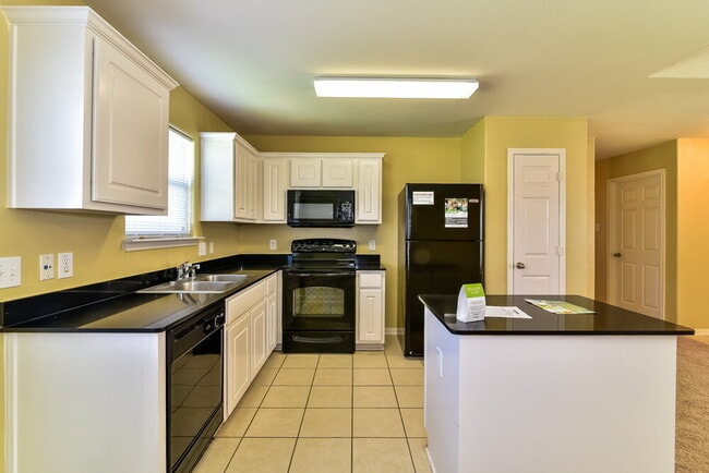 Photo - 4002 Hollow Cove Ln Casa