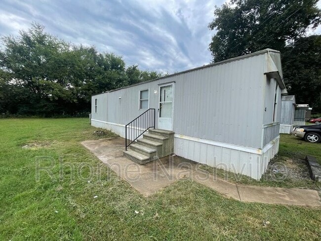 Building Photo - 1970 Fayetteville Hwy Unit 40