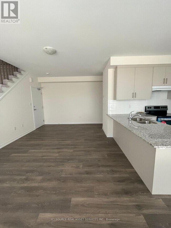 Photo - 70 Knotsberry Cir