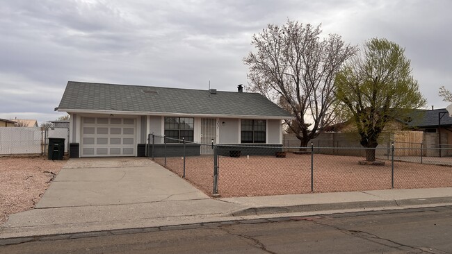 Photo - 3421 Box Canyon Ave Casa