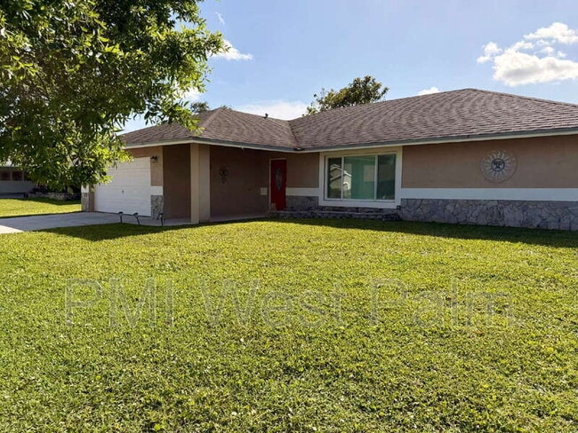 Building Photo - 147 Sunflower Cir