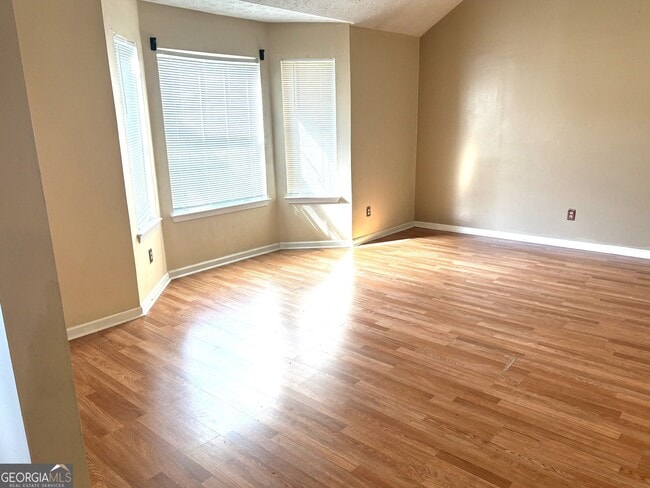 5452 Perching Pl
