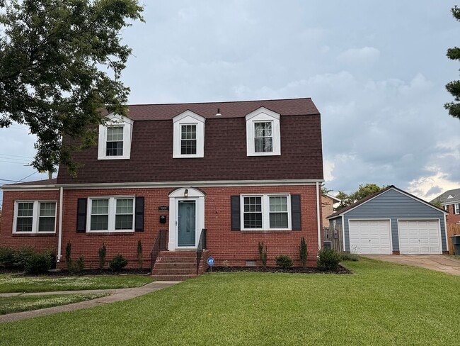 Building Photo - 7001 Belvedere Dr