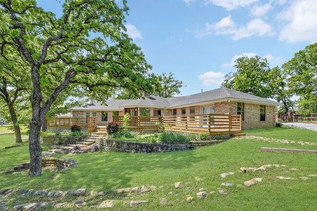 Photo - 3901 High Rd