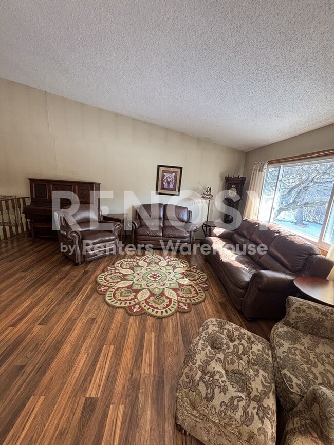 Photo - 15536 Garfield Cir
