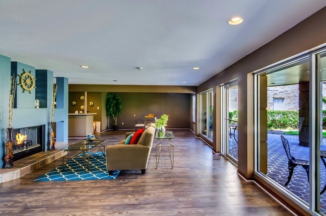 Baystone Apartments