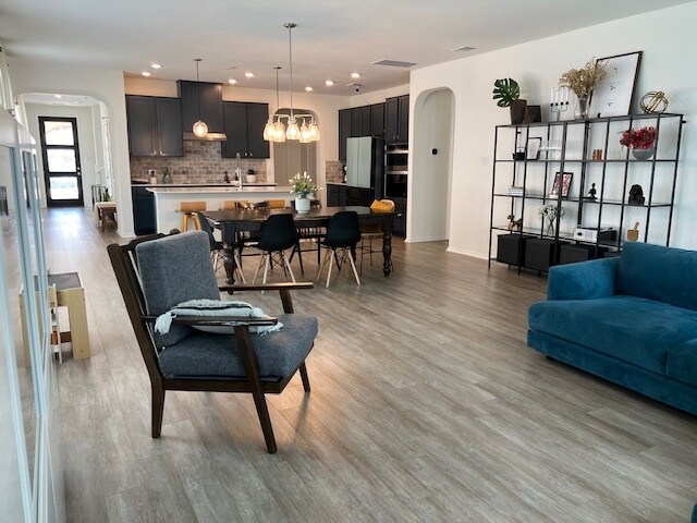 Photo - 270 Kat Garnet Dr