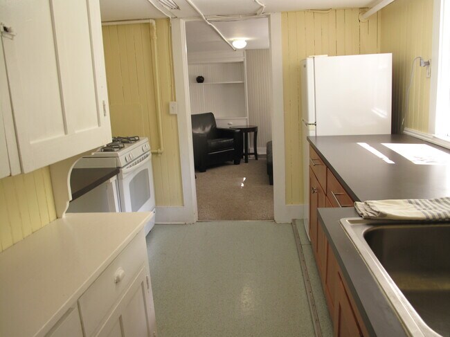 Photo - 311 Dryden Rd Unit 2