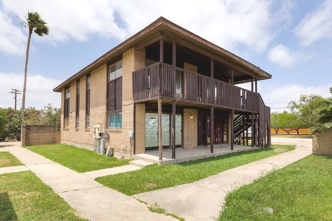 Photo - Peak Bay Apartments & Condos